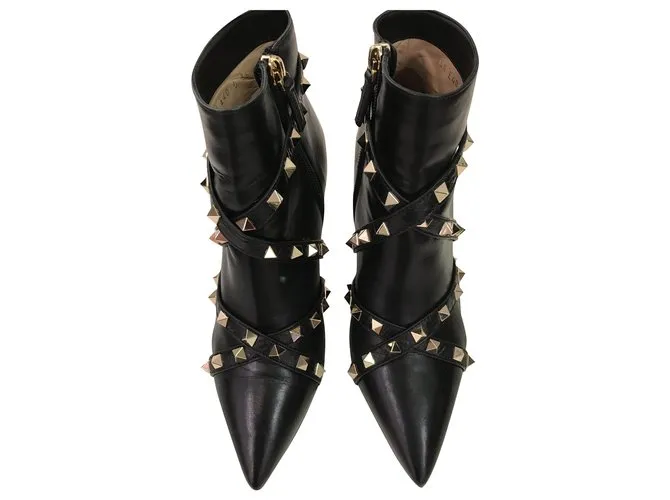 Botines Valentino Rockstud Negro 