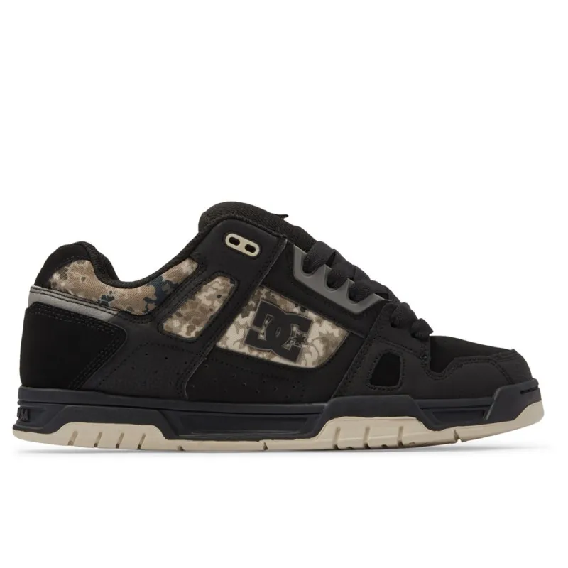 DC Shoes Stag Black / Grey / Brown camo bulky skate sneakers